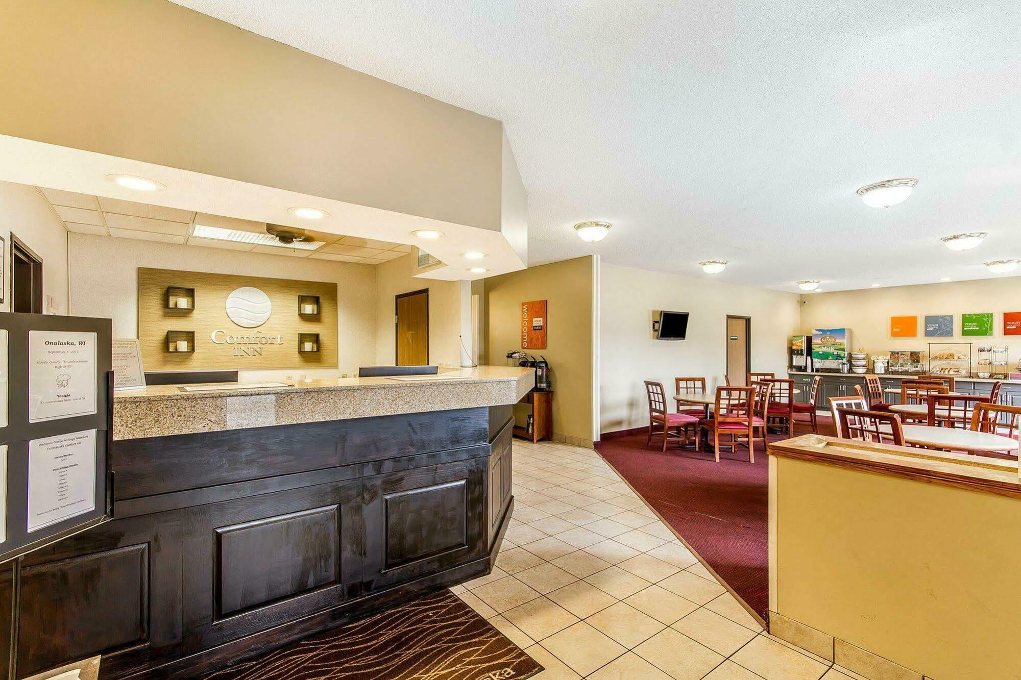 Comfort Inn Onalaska - La Crosse Area Buitenkant foto